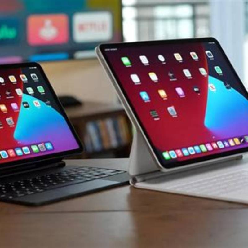 Apple Plus 05